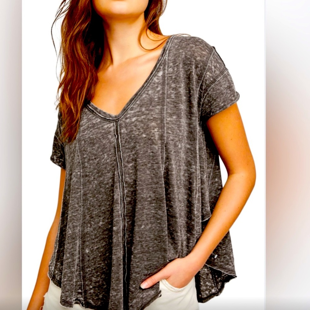 Free People Gray Sammie Tee- XS- great condition- literally the best T